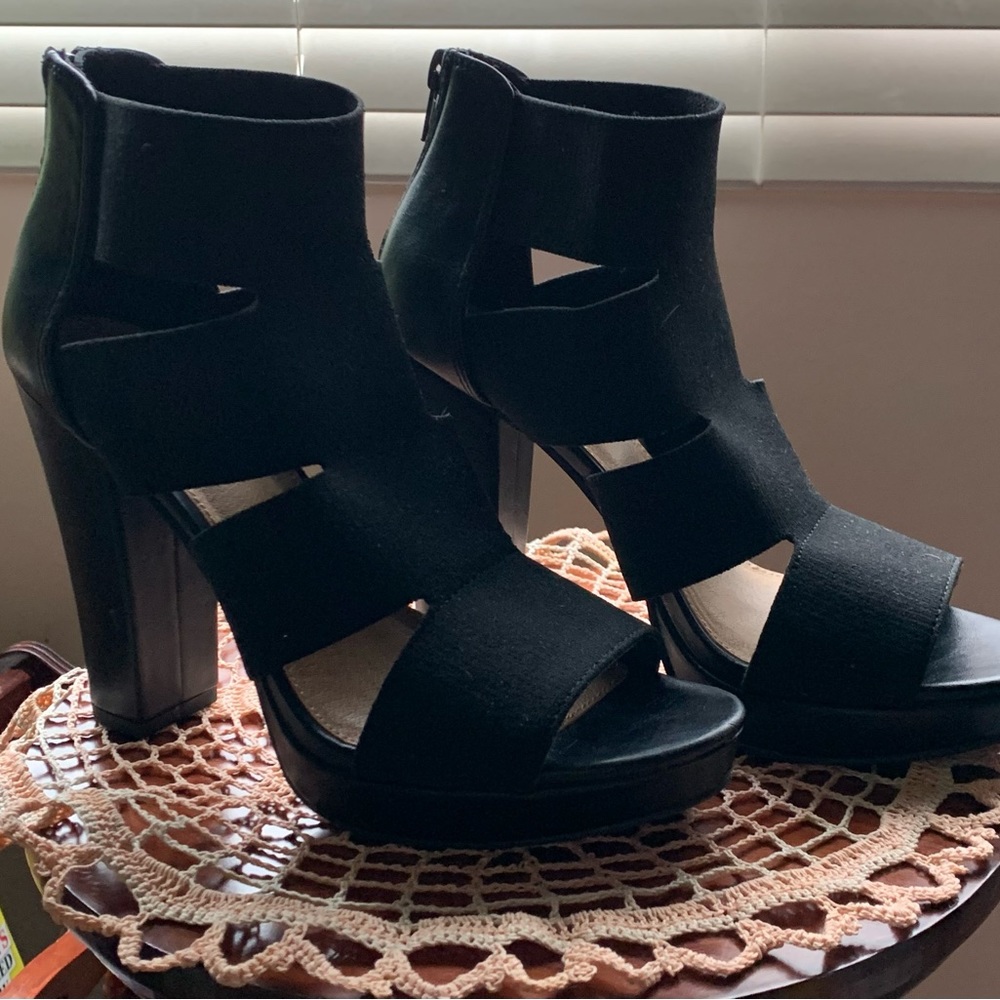 “REPORT” Black High Heels  Size 7.5   NWT - Picture 3 of 9
